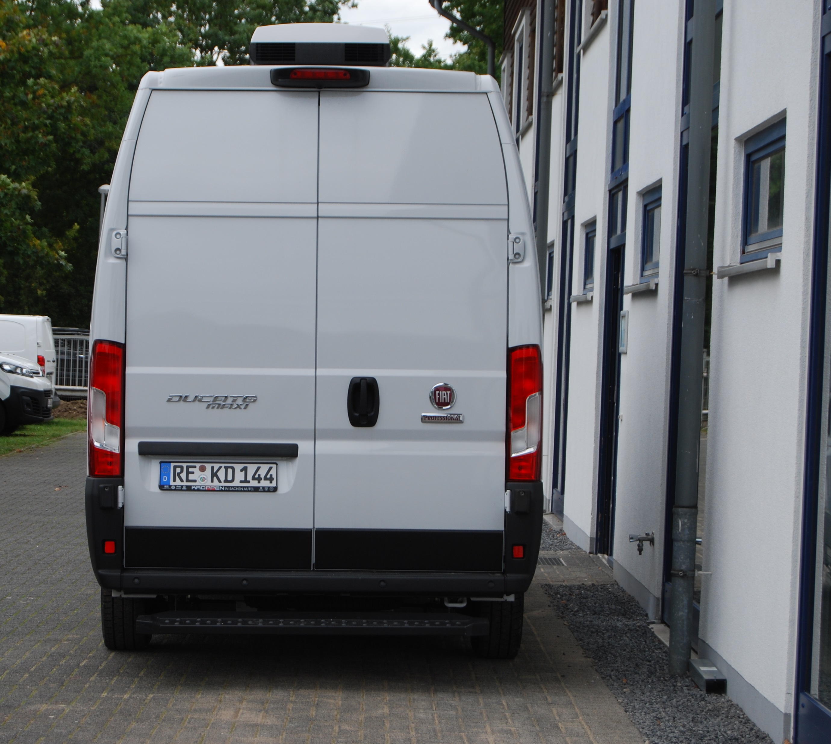 Transporter des Saliger-Botendienstes